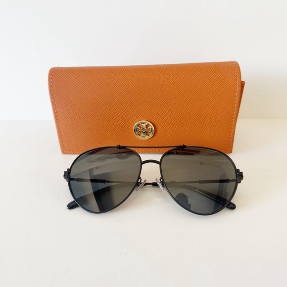 Tory Burch ELEANOR METAL PILOT SUNGLASSES Black Stylish Black Aviator 58-15-140 main image 13